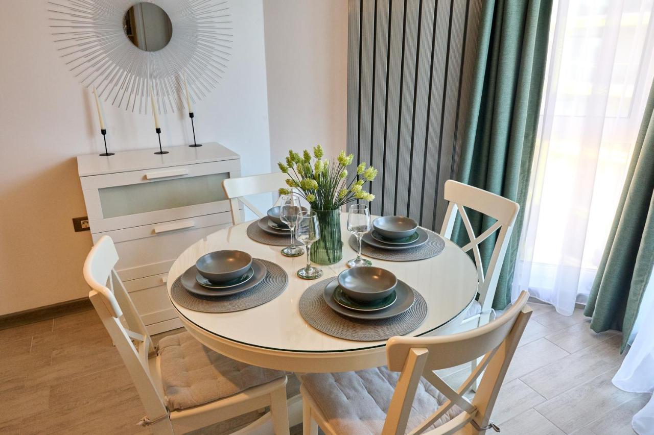Apartment Sea Shore - N Pools *