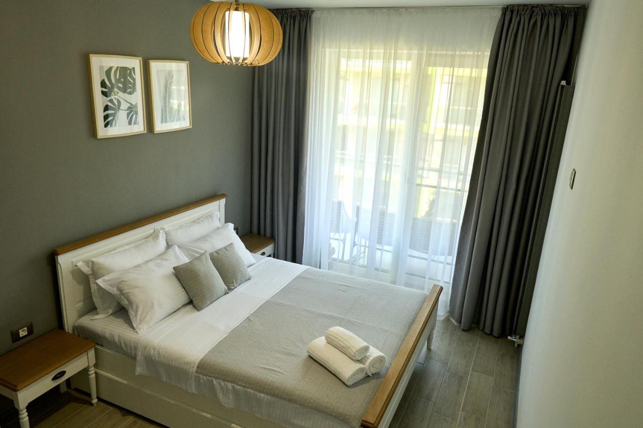 Sea Shore - N Pools Apartament